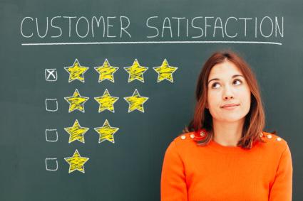 What are the benefits of using live chat services for websites?